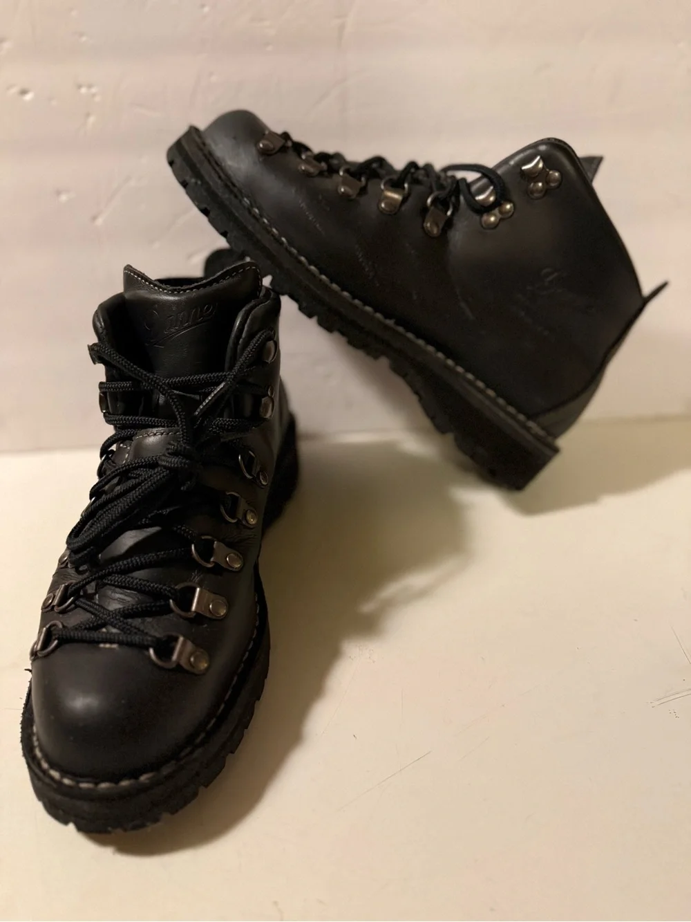 Men's Danner Mountain Light II 5” Leather Hiking Boots 30860 Size 7.5 D USA Made